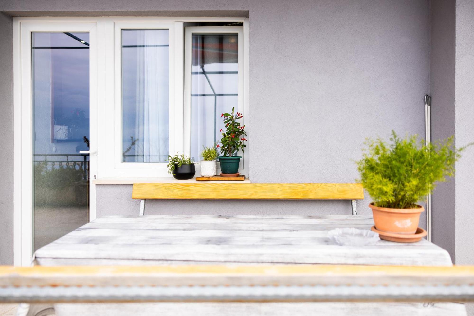 Apartman Nora Omiš Dış mekan fotoğraf